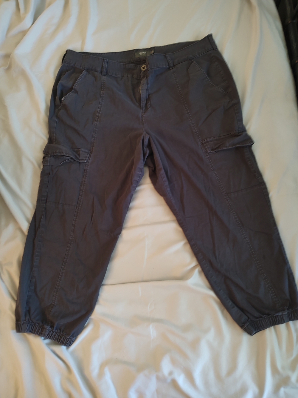 torrid Dark Gray Cargo Capri Joggers